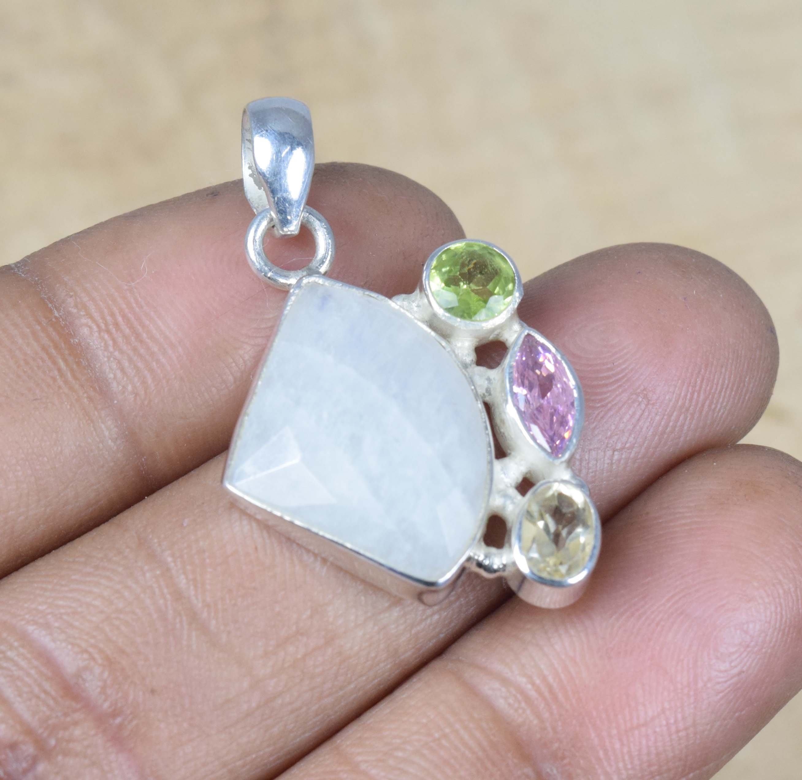 Rainbow Moonstone 925 Sterling Silver Multi Gemstone Pendant Rainbow Moonstone 925 Sterling Silver Multi Gemstone Pendant