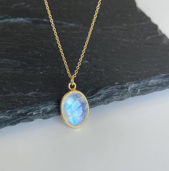 Rainbow Moonstone Necklace, June Birthstone, White Oval Pendant, Layering Gold Necklace, Minimalist Gemstone Jewelry, Summer Necklace Gift Rainbow Moonstone Necklace, June Birthstone, White Oval Pendant, Layering Gold Necklace, Minimalist Gemstone Jewelry, Summer Necklace Gift