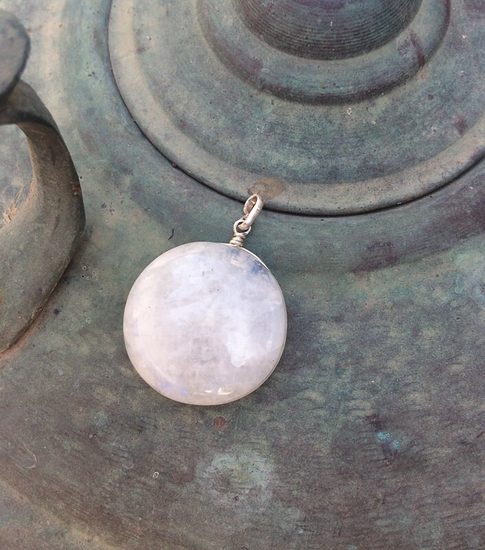 Moonstone Pendant, Round Rainbow Moonstone Silver Pendant, Natural Gemstones, Small Moonstone, Minimalist Silver Gem Pendant, Spiritual Gift