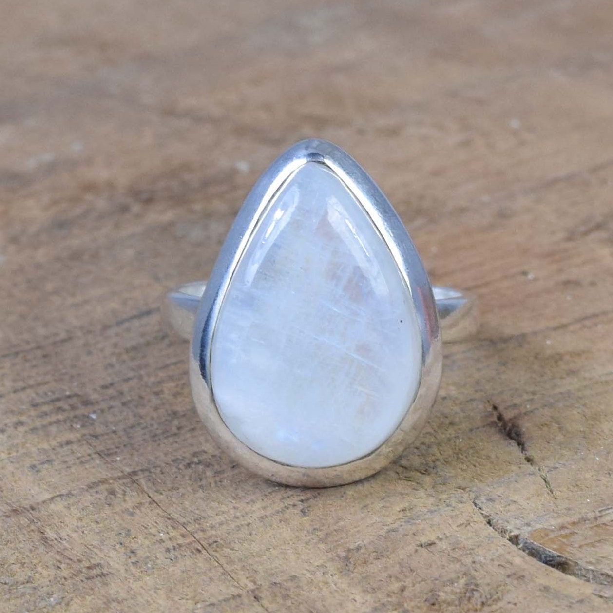 Rainbow Moonstone 925 Sterling Silver Ring - June Birthstone Rainbow Moonstone 925 Sterling Silver Ring - June Birthstone