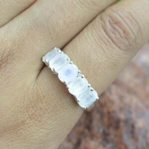 White Rainbow Moonstone 925 Sterling Silver Oval Shape Gemstone Jewelry Ring