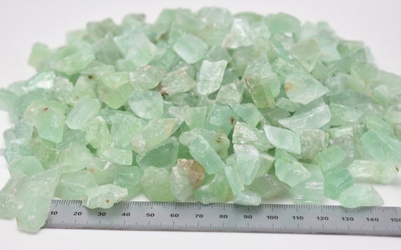 Raw Green Calcite Crystal // Natural Smooth Calcite Gemstone For Crystal Grids, Reiki, Jewelry And Wire Wrapping