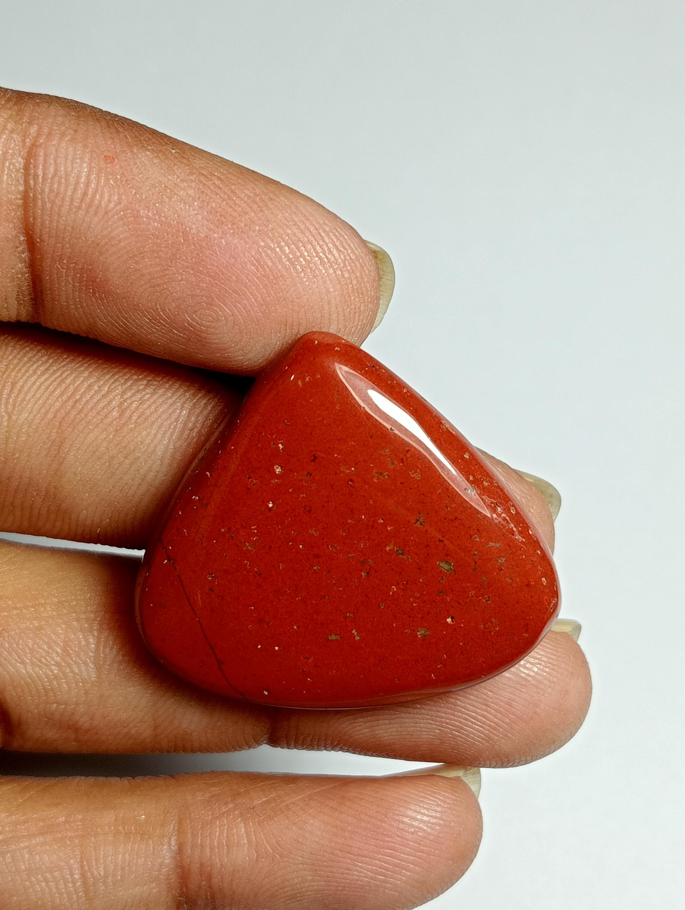 Red Jasper Cabochon: Loose Gemstone (31x28mm, 42cts)