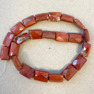 Natural Red Jasper 18x13x7mm Faceted Rectangle Gemstone Beads -- 15.5 inch strand