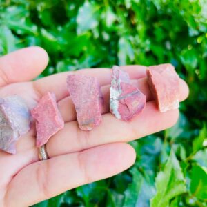Raw Red Jasper Stone: Natural Rough Crystal Chunk (20-35mm)