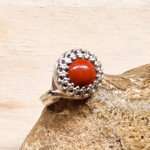 Round solitaire Red jasper adjustable ring. 925 sterling silver rings for women. Reiki jewelry uk. 10mm semi precious gemstone