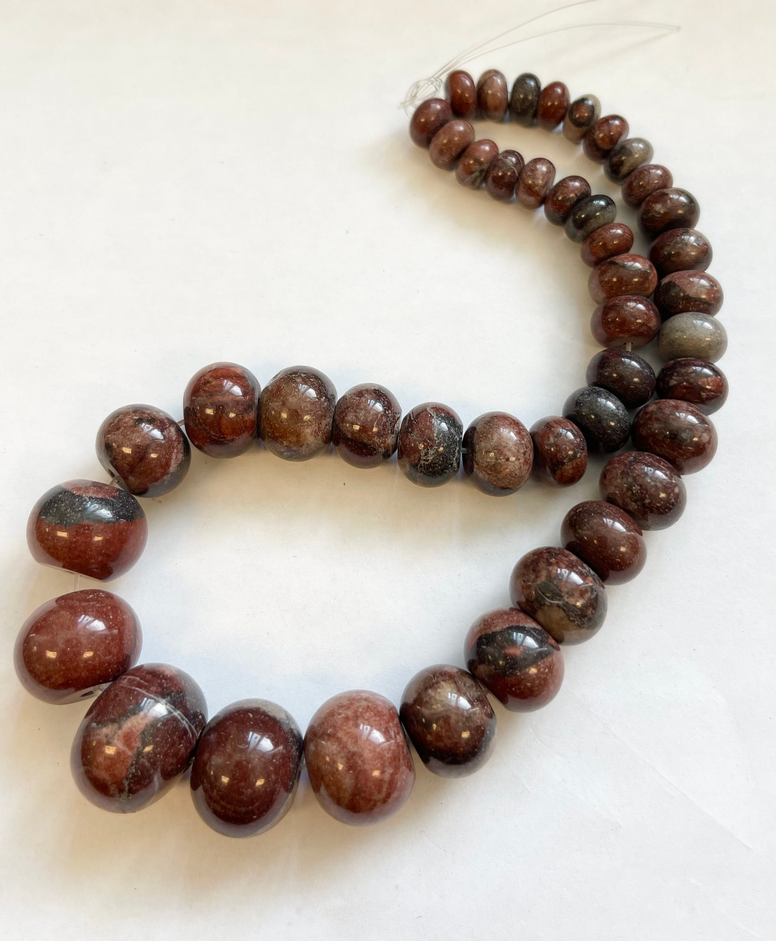 Red Jasper 10x5-20x15mmgraduated Rondelle Gemstone Beads  -- 15.5 Inch Strand