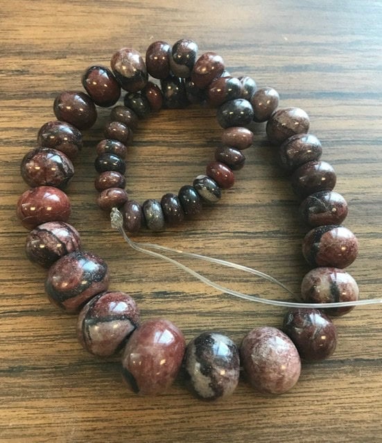 Natural Red Jasper 10x6mm 20x15mm Graduated Rondelle Gemstone Bead 15.5 Inch Strand