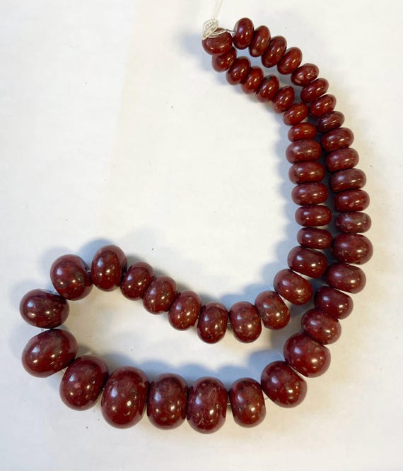Natural Red Jasper 10x6mm-20x15mm Graduated Rondelle Gemstone Bead --15.5 Inch Strand