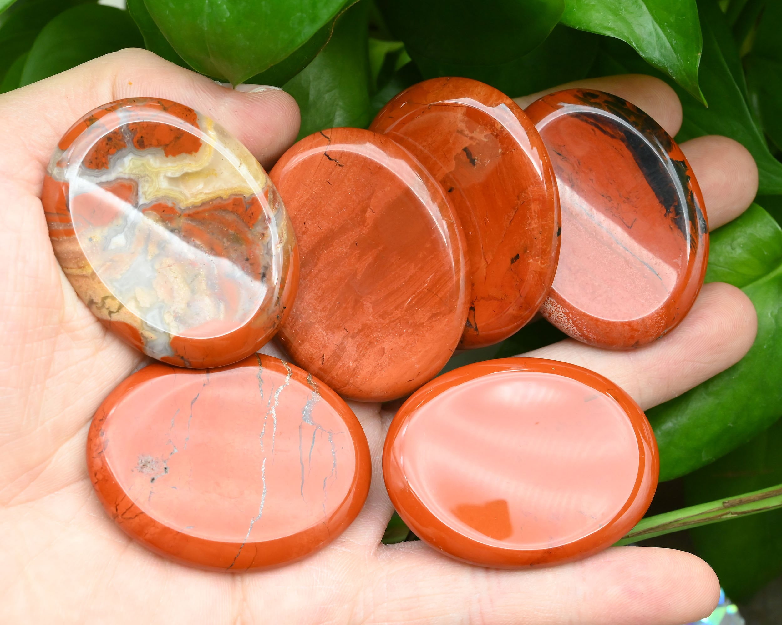 Natural Red Jasper Worry Stone, Healing Worry Stone, Chakra Worry Stone, Size 35x45mm