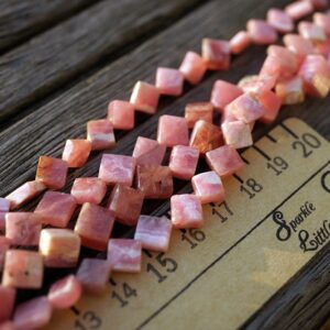 Rhodochrosite 7-10mm Rhombus Beads (etb00640) Rhodochrosite 7-10mm Rhombus Beads (etb00640)