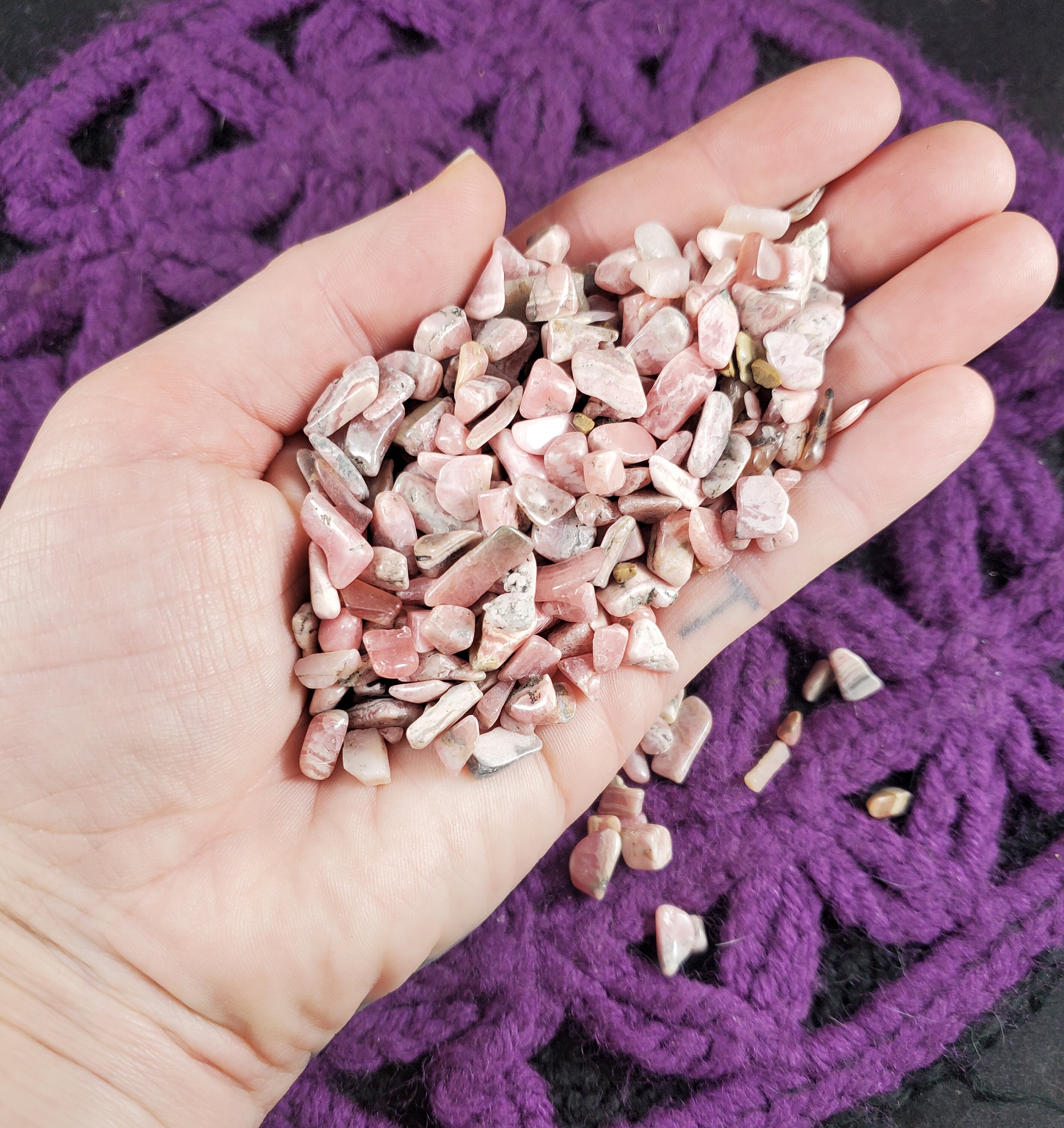 90g Rhodochrosite Tumbled Chips Stones Polished Pink Crystals Small Tiny Pebbles Bulk Gridding Parcel Wholesale Xs Roller Ball Vial 90g Rhodochrosite Tumbled Chips Stones Polished Pink Crystals Small Tiny Pebbles Bulk Gridding Parcel Wholesale Xs Roller Ball Vial