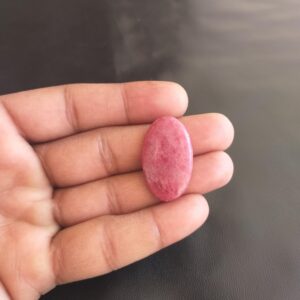 Polished Rhodonite Stone Cabochon: 35 Carat Gemstone For Jewelry, 31x18x4 MM