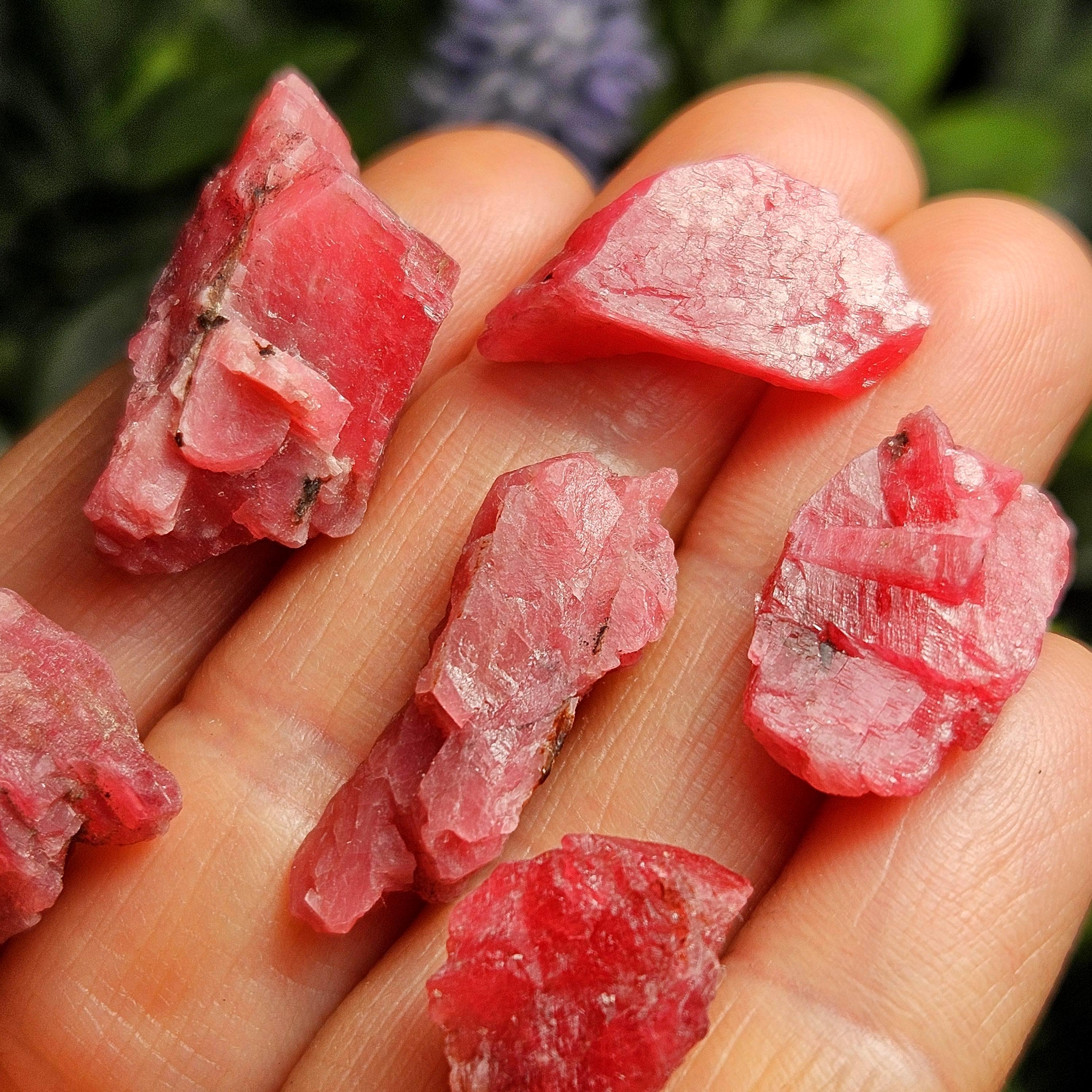 Gem Rhodonite Raw Crystal, Natural Pink Rhodonite Stone From Brazil Gem Rhodonite Raw Crystal, Natural Pink Rhodonite Stone From Brazil
