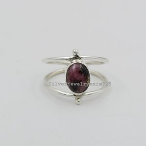 Natural Rhodonite 925 Sterling Silver Ring: Oval Gemstone