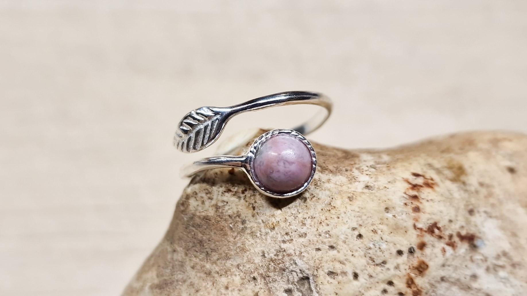 Pink Rhodonite Leaf Ring. Uk Size N. 925 Sterling Silver. Reiki Jewelry Uk. Taurus Jewelry. Rings For Women. 6mm Stone