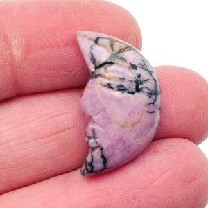 Rhodonite Crystal Moon Face - Crystal Smile Moon - Gemstone Carved Moon - Healing Crystal - Gemstone Crescent – 25mm – Ms1004 Rhodonite Crystal Moon Face - Crystal Smile Moon - Gemstone Carved Moon - Healing Crystal - Gemstone Crescent – 25mm – Ms1004