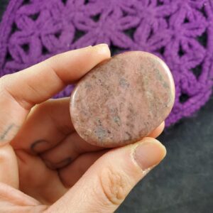 Rhodonite Flat Palmstone Small Gallet Crystal Stones Pocket Crystals Palm Pink Black Heart Chakra Pocket Polished Pebble Rhodonite Flat Palmstone Small Gallet Crystal Stones Pocket Crystals Palm Pink Black Heart Chakra Pocket Polished Pebble