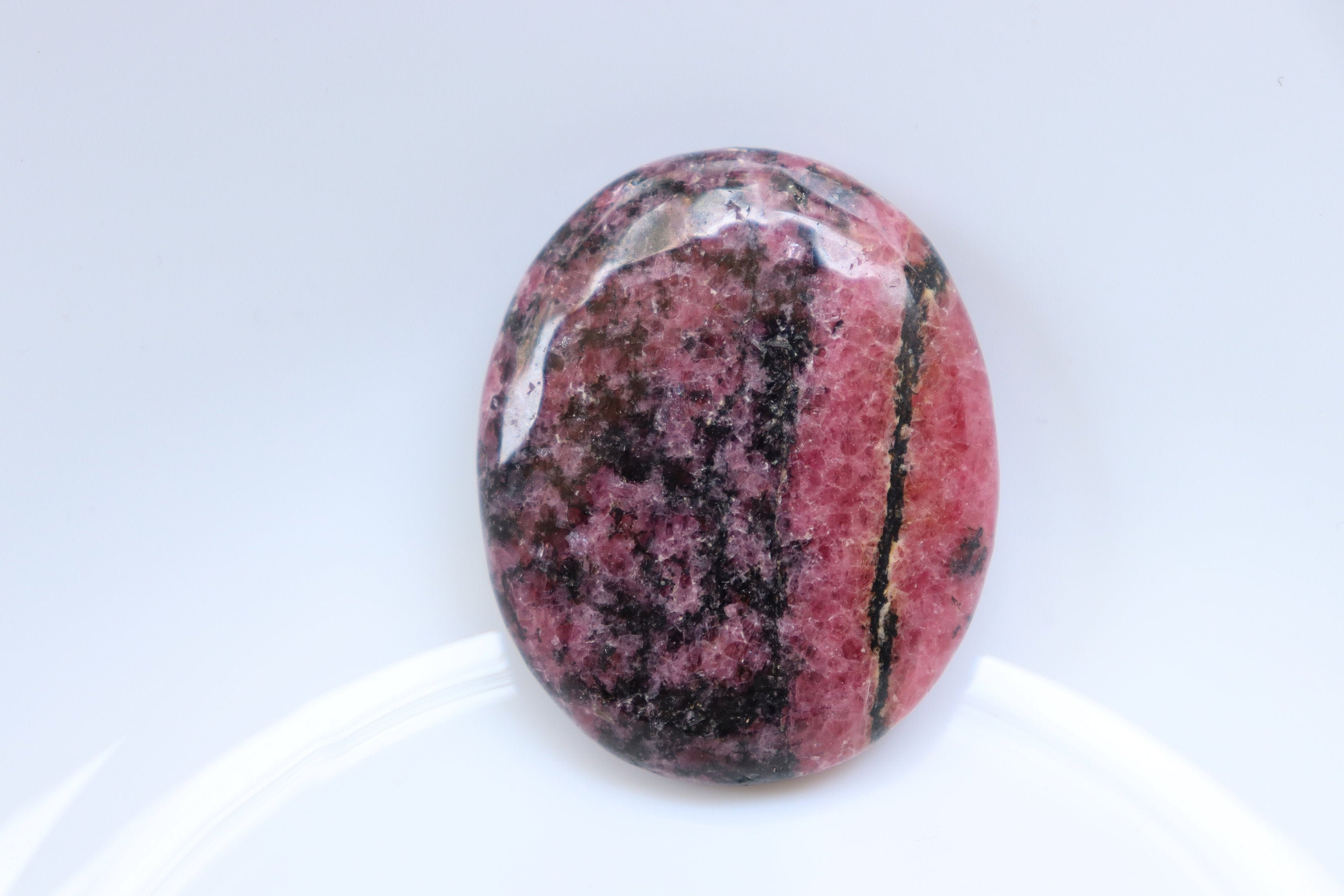 Rhodonite Palm Stone, Polished Rhodonite, Crystal Palm Stone,polished Rhodonite Palm Stone, Mini Rhodonite Pocket Stone, Natural Rhodonite