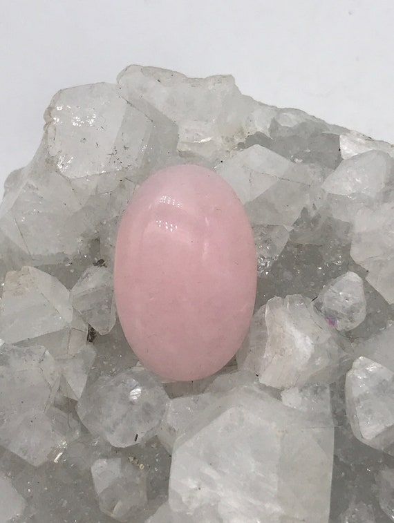 Rose Quartz Cabochon 32.60ct