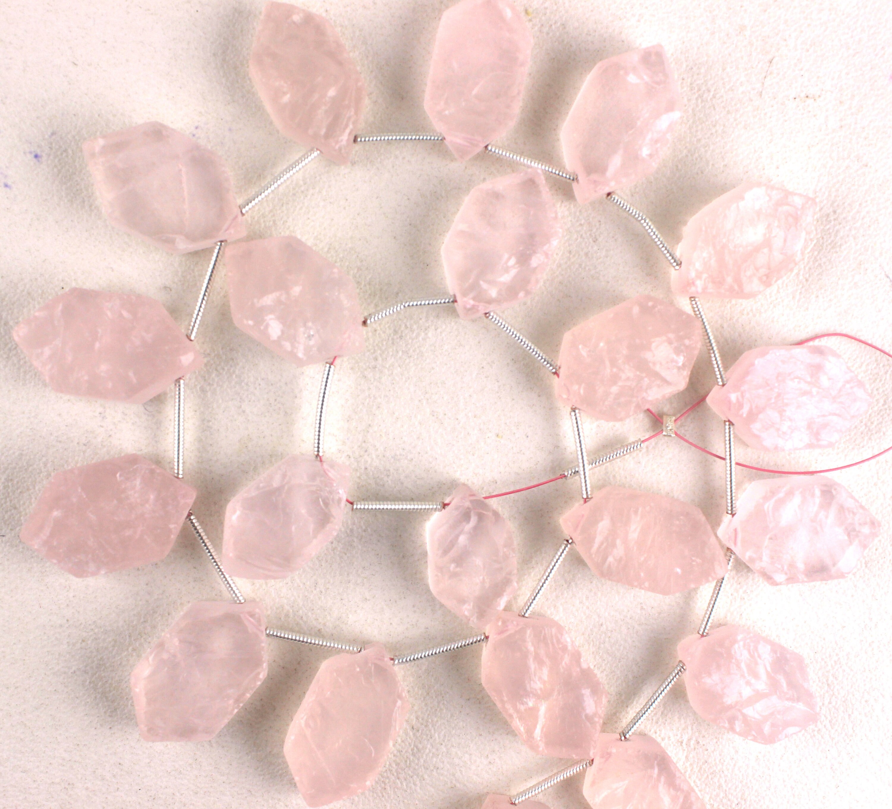 Aaa Rose Quartz Gemstone Strand: 21 Fancy Rough Pieces, 10x16-13x21 Mm