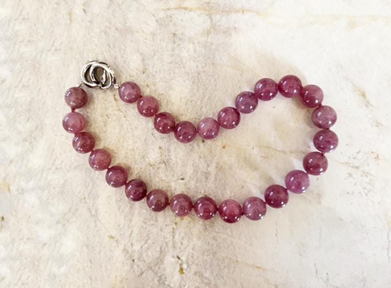 Deep Pink Madagascar Rose Quartz 15mm Round Beaded Necklace - Very Rare Deep Pink Madagascar Rose Quartz 15mm Round Beaded Necklace - Very Rare