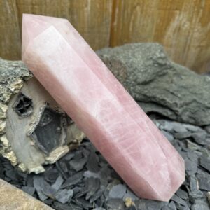 Rose Quartz Crystal Wand: Healing Stone Tower, 24cm