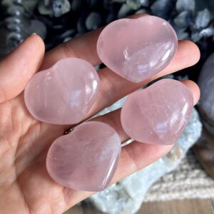 Rose Quartz Heart Crystal – Natural Pink Gemstone For Love & Healing