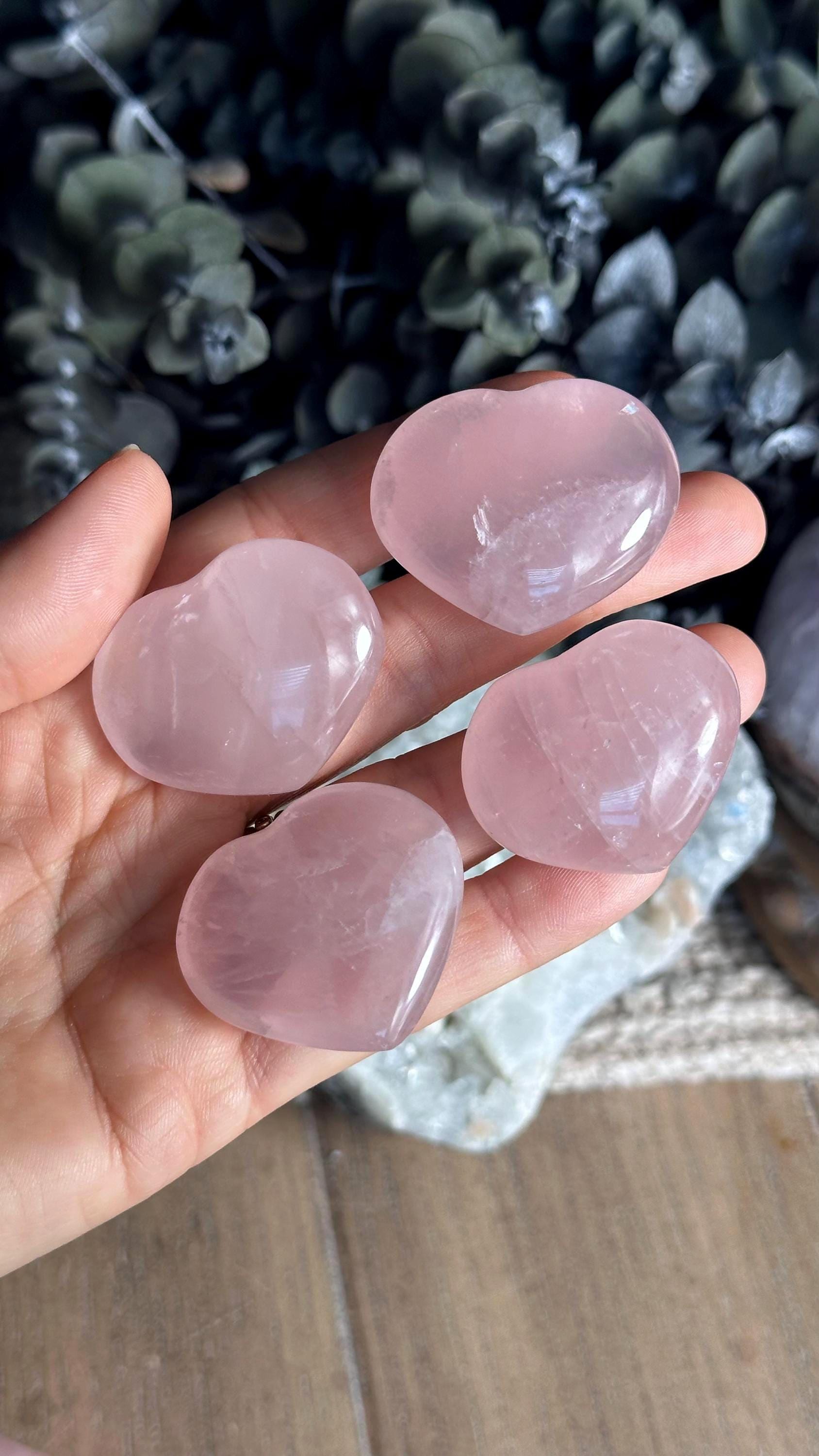 Rose Quartz Heart Crystal – Natural Pink Gemstone For Love & Healing Rose Quartz Heart Crystal – Natural Pink Gemstone For Love & Healing