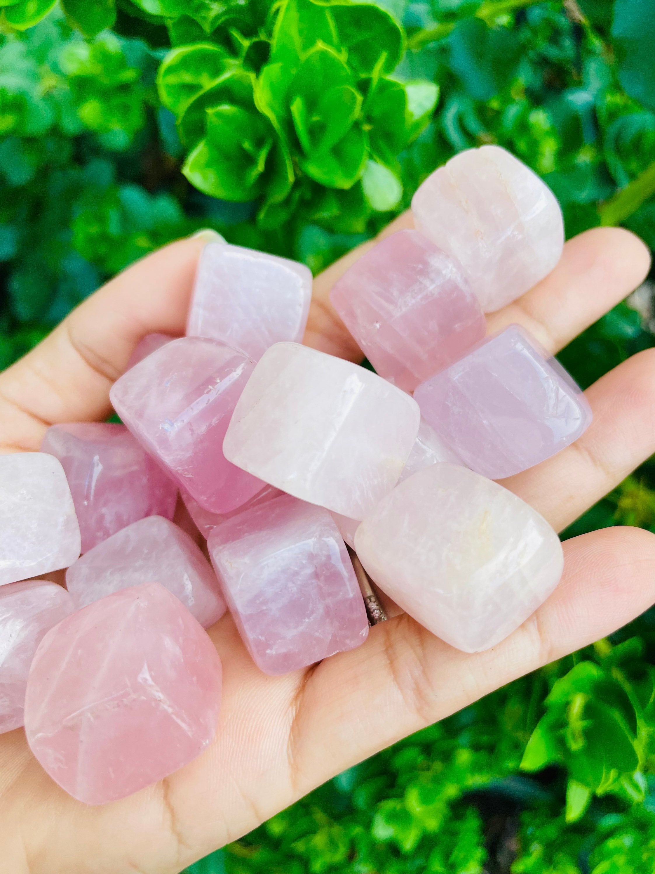 Tumbled Rose Quartz Crystal: Polished Pink Gemstone (20-25mm)