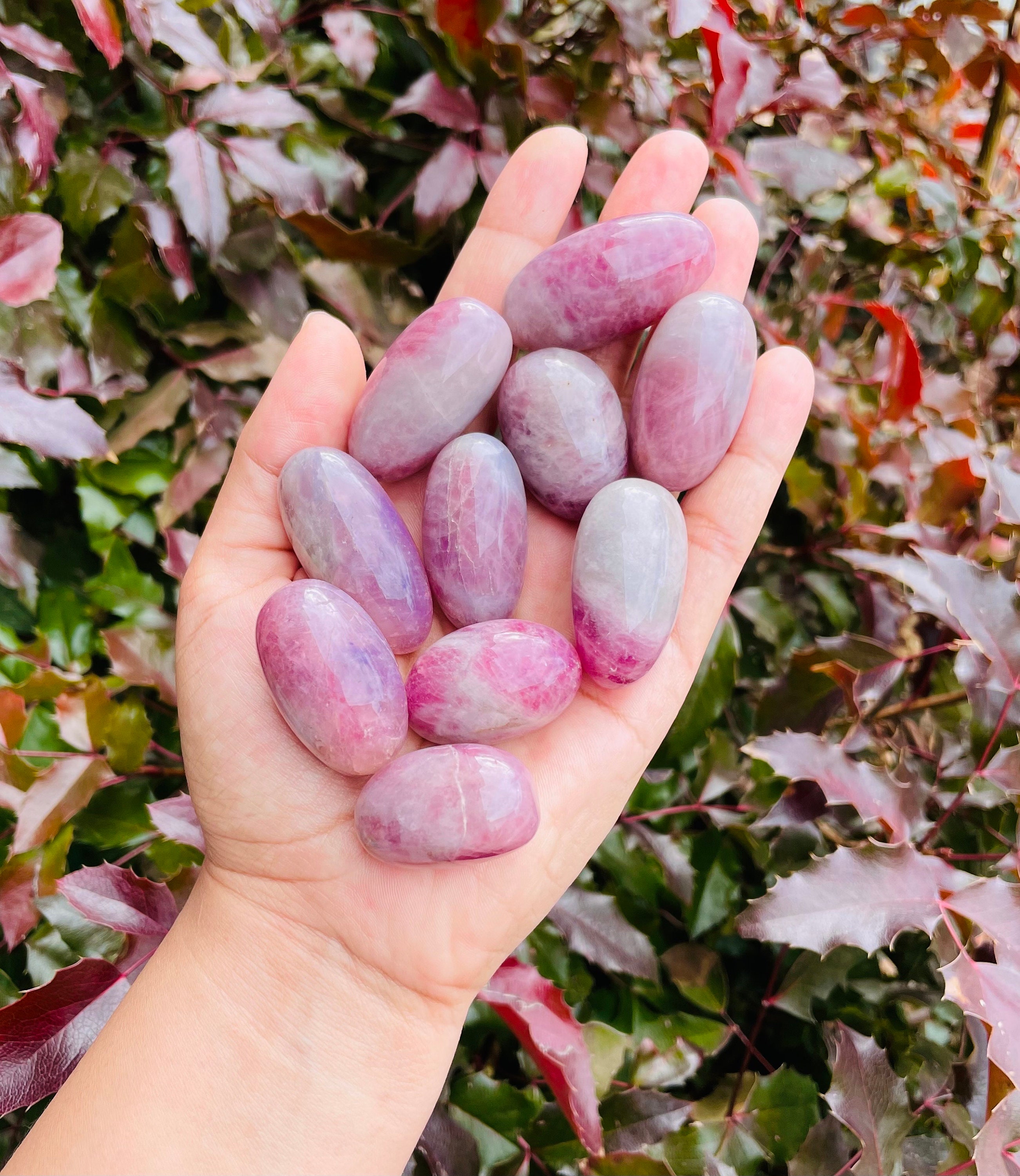 Tumbled Lavender Rose Quartz Crystal: Polished Gemstone (25-50 Mm)