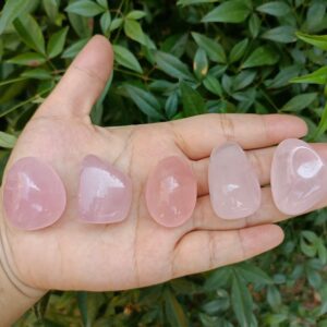 Rose Quartz Tumbled Stones 20-40mm (1"-1.5")