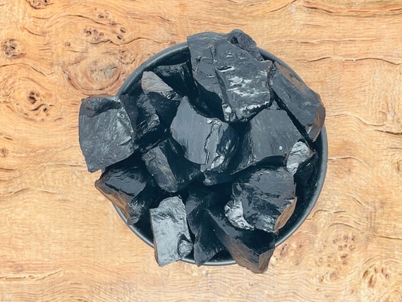 Rough Jet Stone - Raw Jet Stone - Crystal Mineral Chakra Heart - Healing Whitby Stone