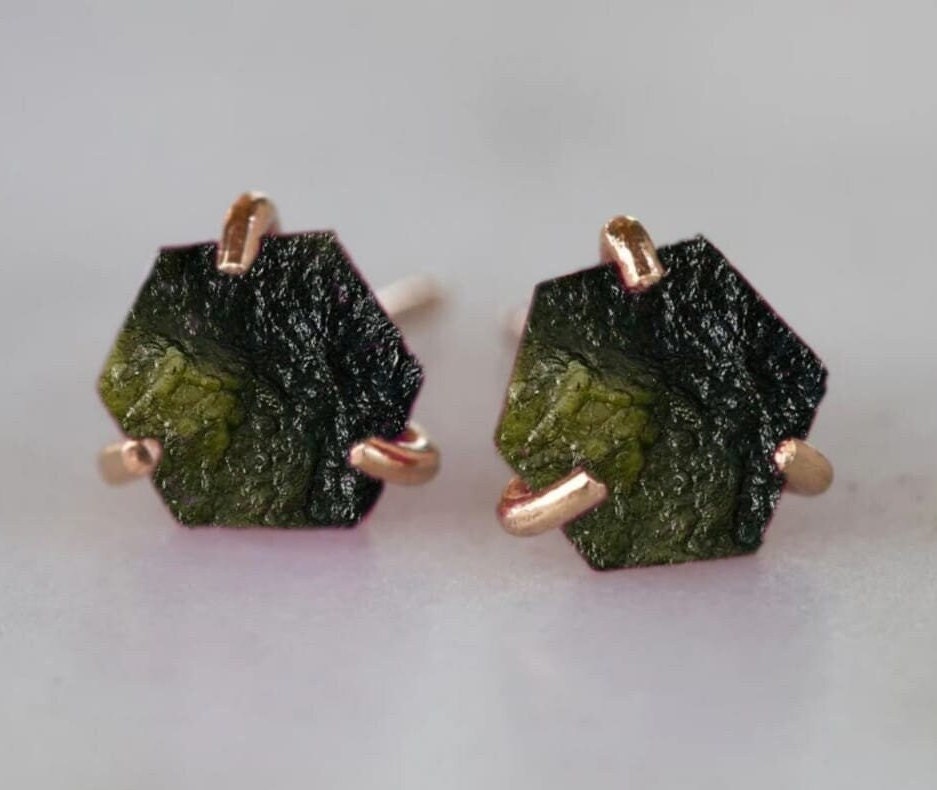 Rough Moldavite Earring, Silver Genuine Moldavite Gemstone Earring, Czech Republic Raw Moldavite Gold Earring Rough Moldavite Earring, Silver Genuine Moldavite Gemstone Earring, Czech Republic Raw Moldavite Gold Earring
