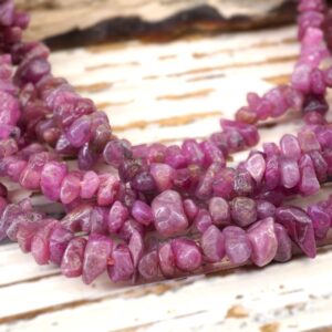 Ruby small chips beads (ETB00730) Unique jewelry/Vintage jewelry/Gemstone necklace Ruby small chips beads (ETB00730) Unique jewelry/Vintage jewelry/Gemstone necklace