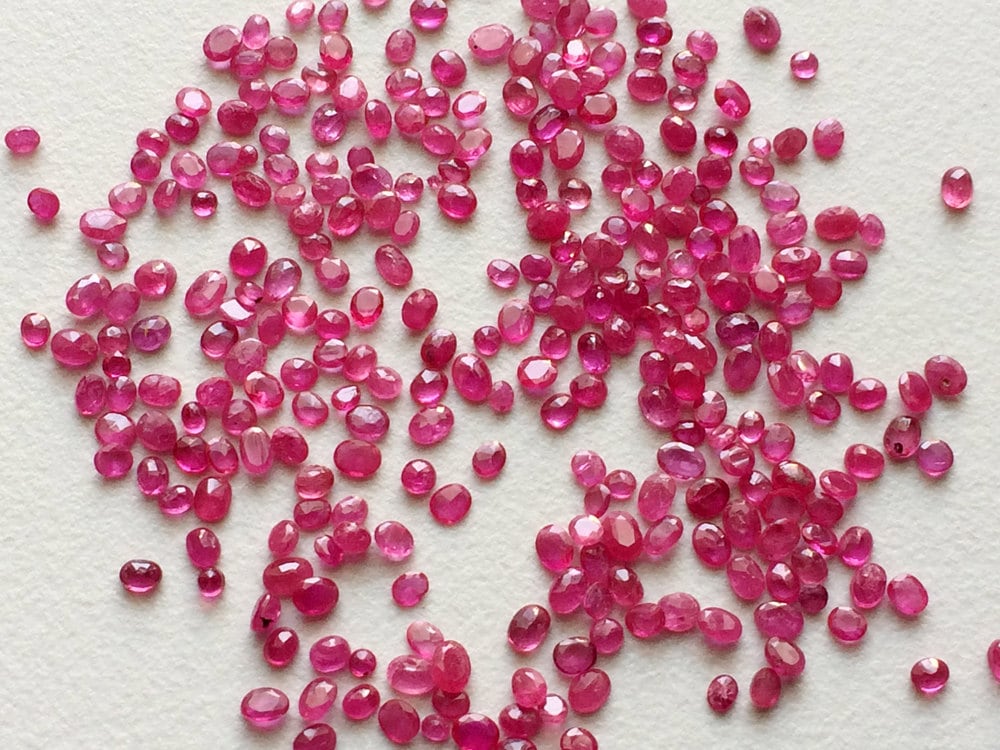 2x3mm - 3x4mm Ruby Oval Cut Stones, Natural Loose Ruby Gems, Tiny Faceted Ruby Oval Cut Stone, Ruby For Jewelry (1ct To 10cts Options) 2x3mm - 3x4mm Ruby Oval Cut Stones, Natural Loose Ruby Gems, Tiny Faceted Ruby Oval Cut Stone, Ruby For Jewelry (1ct To 10cts Options)