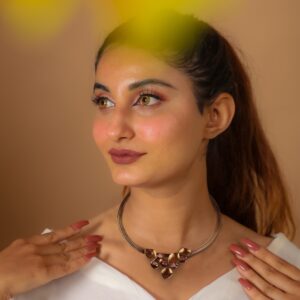 Raw Ruby Necklace / Circle Copper Necklace / Rough Gemstone Necklace / Round Necklace / Copper Necklace / Wire Necklace / Choker Necklace
