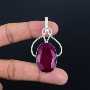 Faceted Kashmir Ruby Pendant: Handmade 925 Sterling Silver Jewelry Faceted Kashmir Ruby Pendant: Handmade 925 Sterling Silver Jewelry