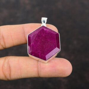 Faceted Kashmir Ruby Pendant: Handmade 925 Sterling Silver Pear Jewelry Faceted Kashmir Ruby Pendant: Handmade 925 Sterling Silver Pear Jewelry