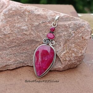 Handmade Ruby 925 Sterling Silver Pendant Necklace Handmade Ruby 925 Sterling Silver Pendant Necklace