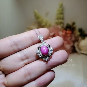 Star Ruby Necklace - Gemstone Royal Flower Ruby Pendant - 18kgp @ Sterling Silver - July Birthstone #749 Star Ruby Necklace - Gemstone Royal Flower Ruby Pendant - 18kgp @ Sterling Silver - July Birthstone #749