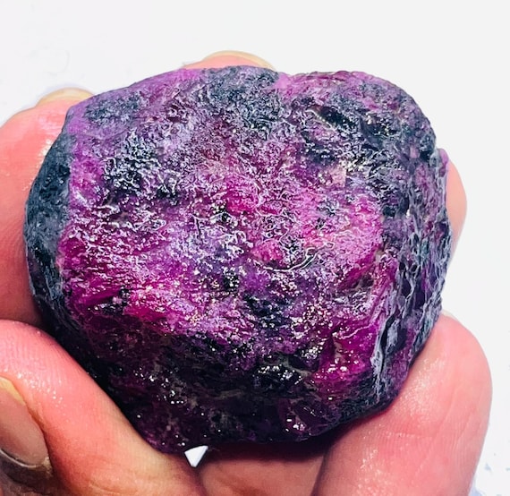 100%natural Ruby Zosite African Rough Rough Stone Genuine Zosite Ruby Raw Rough Caret 500 Gemstone Dark Red Coler Ruby Zosite