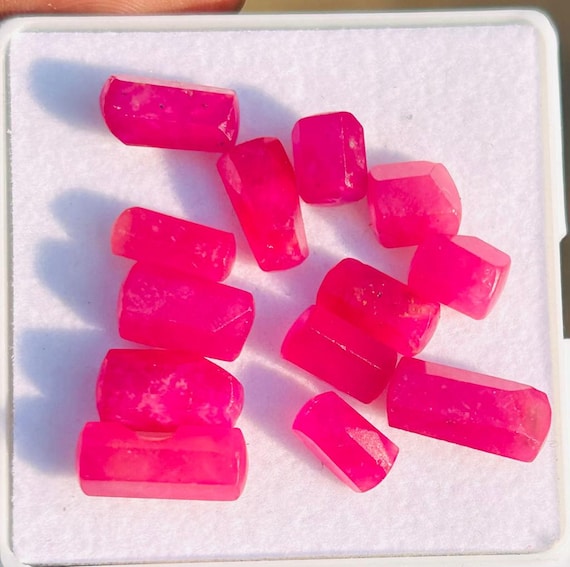 Natural Raw Ruby Jhonson Top Quality Gemstone Rough Stone Pink Aaa Quality July Bityh Stone