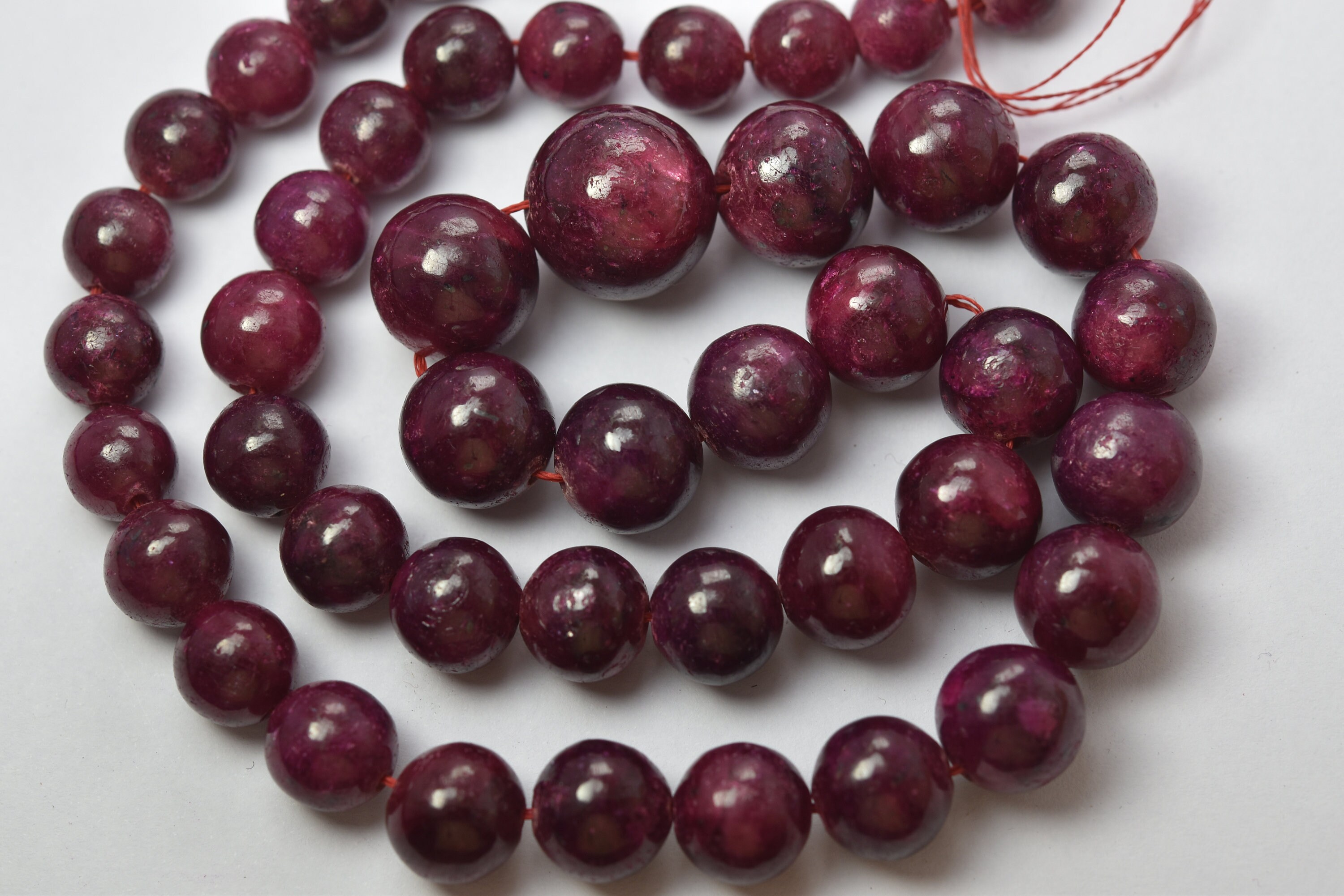 7 Inches Strand, Natural Dyed Ruby Smooth Round Balls Beads, Size 8-10mm Approx