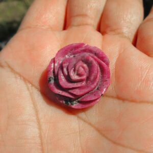 Natural Ruby Rose Carving: Healing Crystal Display Or Jewelry Piece (28.35 Crt)