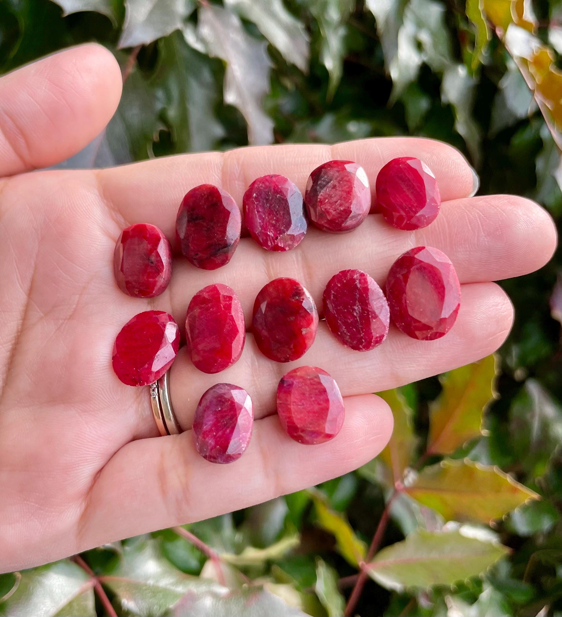 Blood Red Ruby Crystal (1) Xs Faceted Ruby Red Facet Tumbled Round Oval Stone Natural Gemstone Supply Jewelry