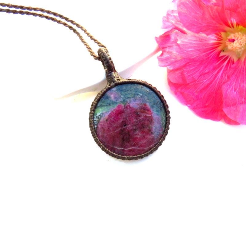 Ruby Zoisite Necklace, Ruby Zoisite Gemstone, Mothers Day Gift Idea, Christmas Gift Ideas, Gemstone Necklace, Macrame Necklace, Ruby Jewelry Ruby Zoisite Necklace, Ruby Zoisite Gemstone, Mothers Day Gift Idea, Christmas Gift Ideas, Gemstone Necklace, Macrame Necklace, Ruby Jewelry