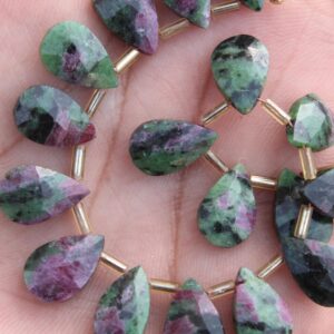 Ruby Zoisite Gemstone Faceted Briolette Beads , 16-piece Pear , Size—12 - 13 Mm , Jewelry Setting (d122)