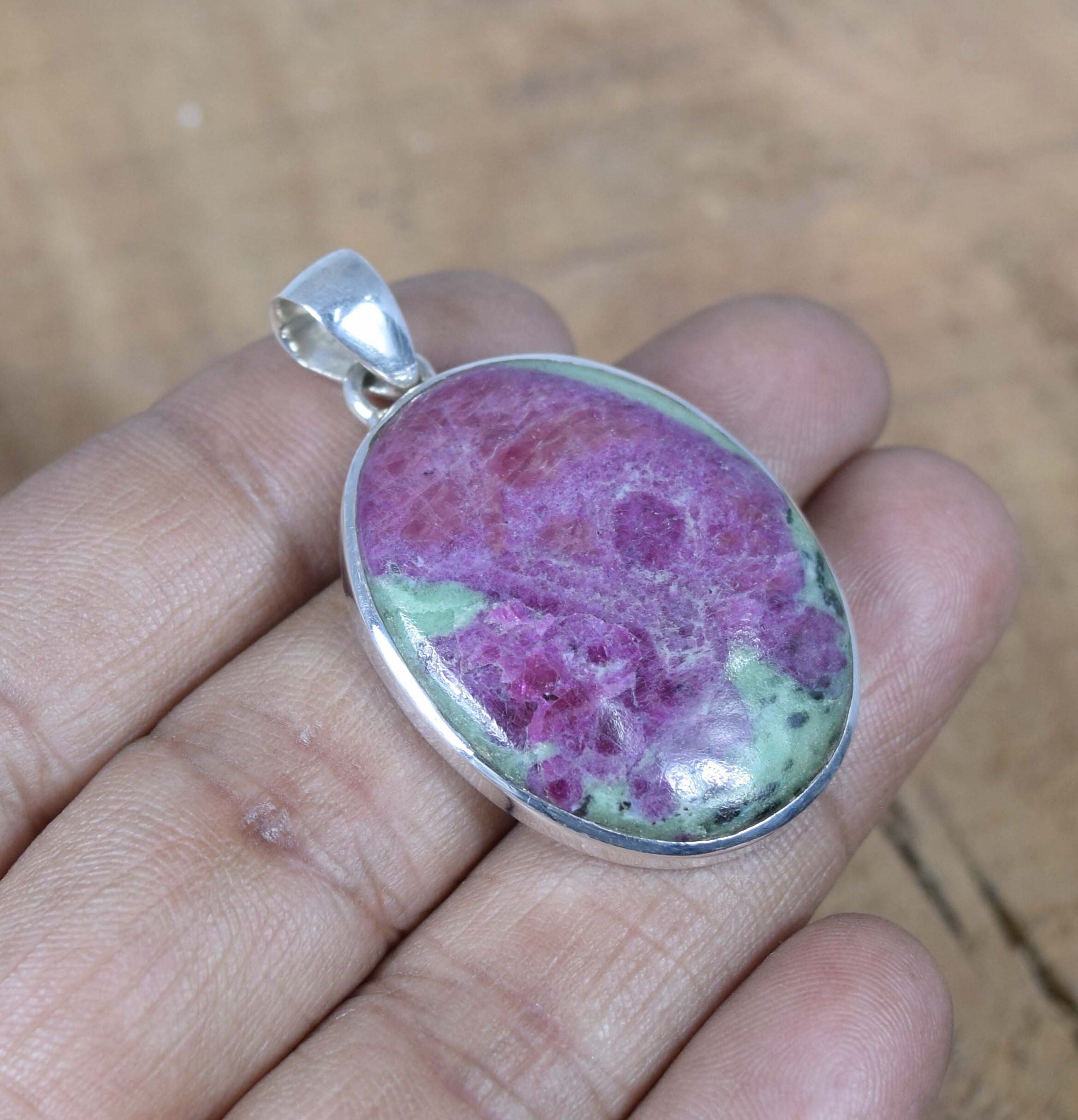 Handmade Oval Ruby Zoisite Pendant: 925 Sterling Silver Gemstone Handmade Oval Ruby Zoisite Pendant: 925 Sterling Silver Gemstone
