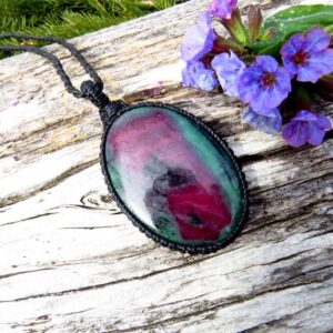 Ruby Zoisite Necklace / Womens Jewelry / Healing stone pendant / Macrame jewelry / Healing stones and crystals / Healing gemstone necklace Ruby Zoisite Necklace / Womens Jewelry / Healing stone pendant / Macrame jewelry / Healing stones and crystals / Healing gemstone necklace